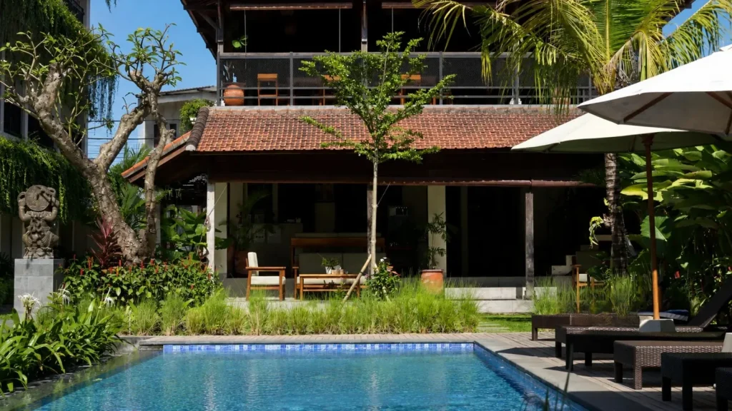 Pool and garden pavilion